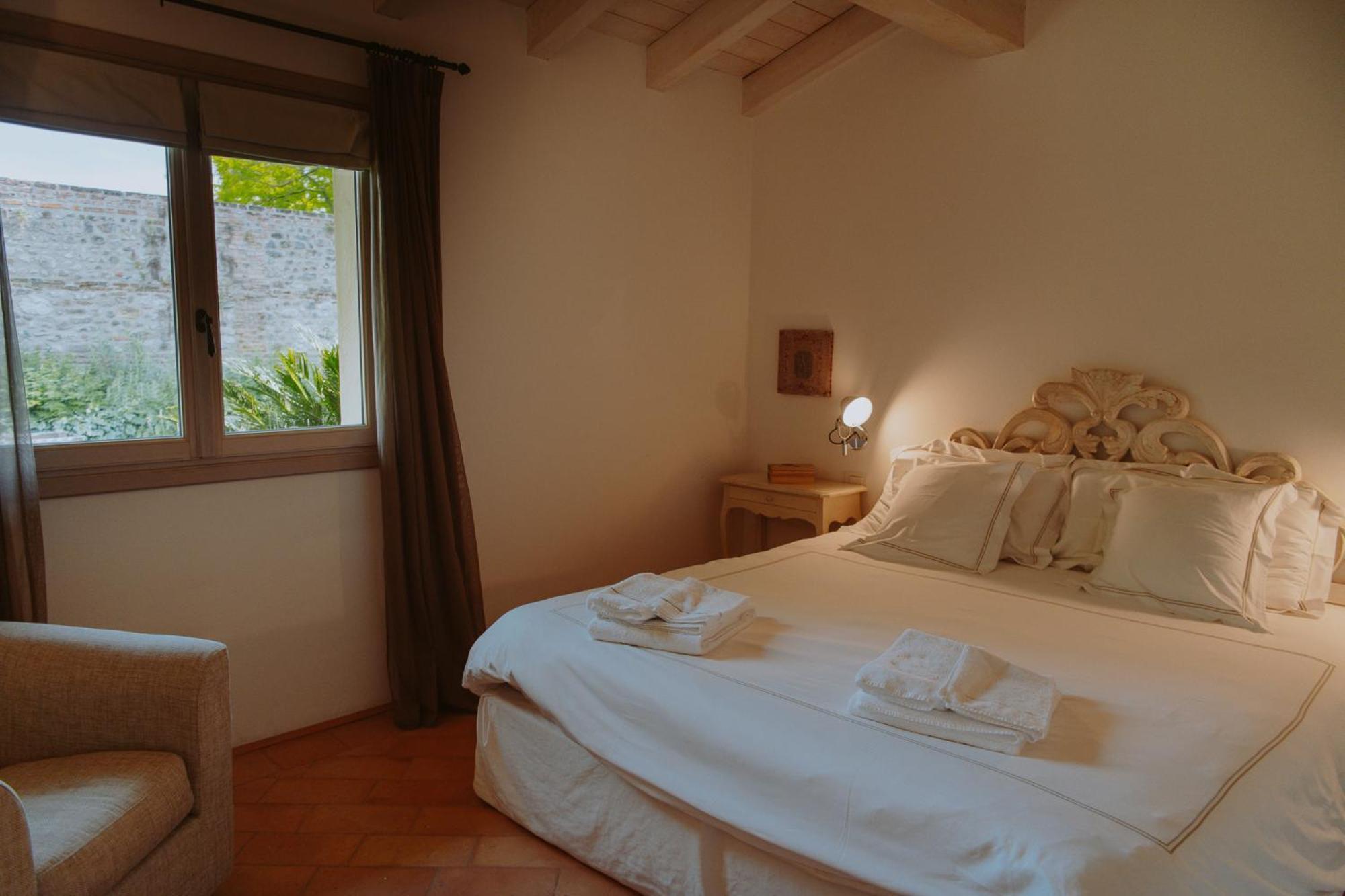 Relais De Charme Le Videlle Guest House Raffa Екстериор снимка