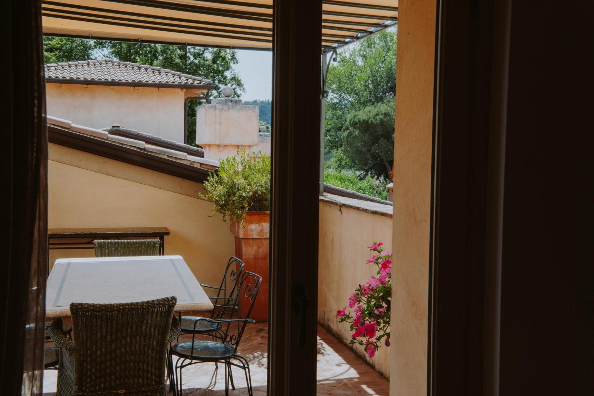 Relais De Charme Le Videlle Guest House Raffa Екстериор снимка