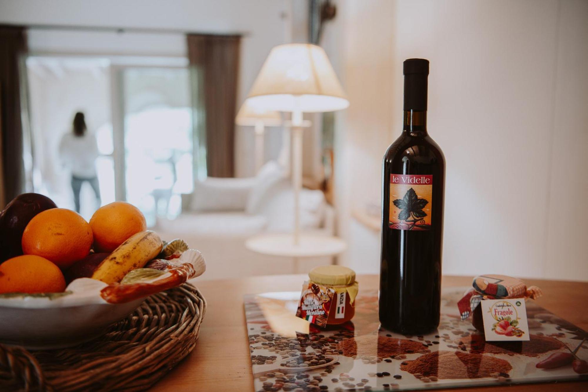 Relais De Charme Le Videlle Guest House Raffa Екстериор снимка