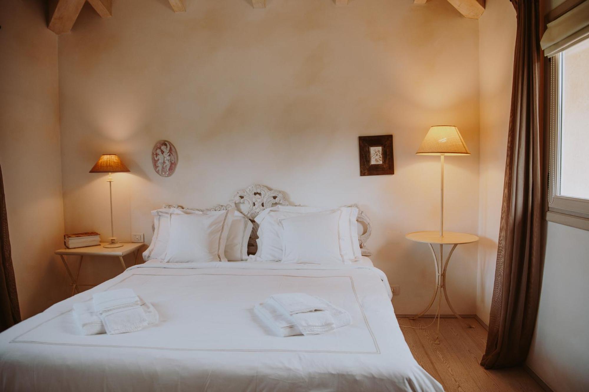 Relais De Charme Le Videlle Guest House Raffa Екстериор снимка