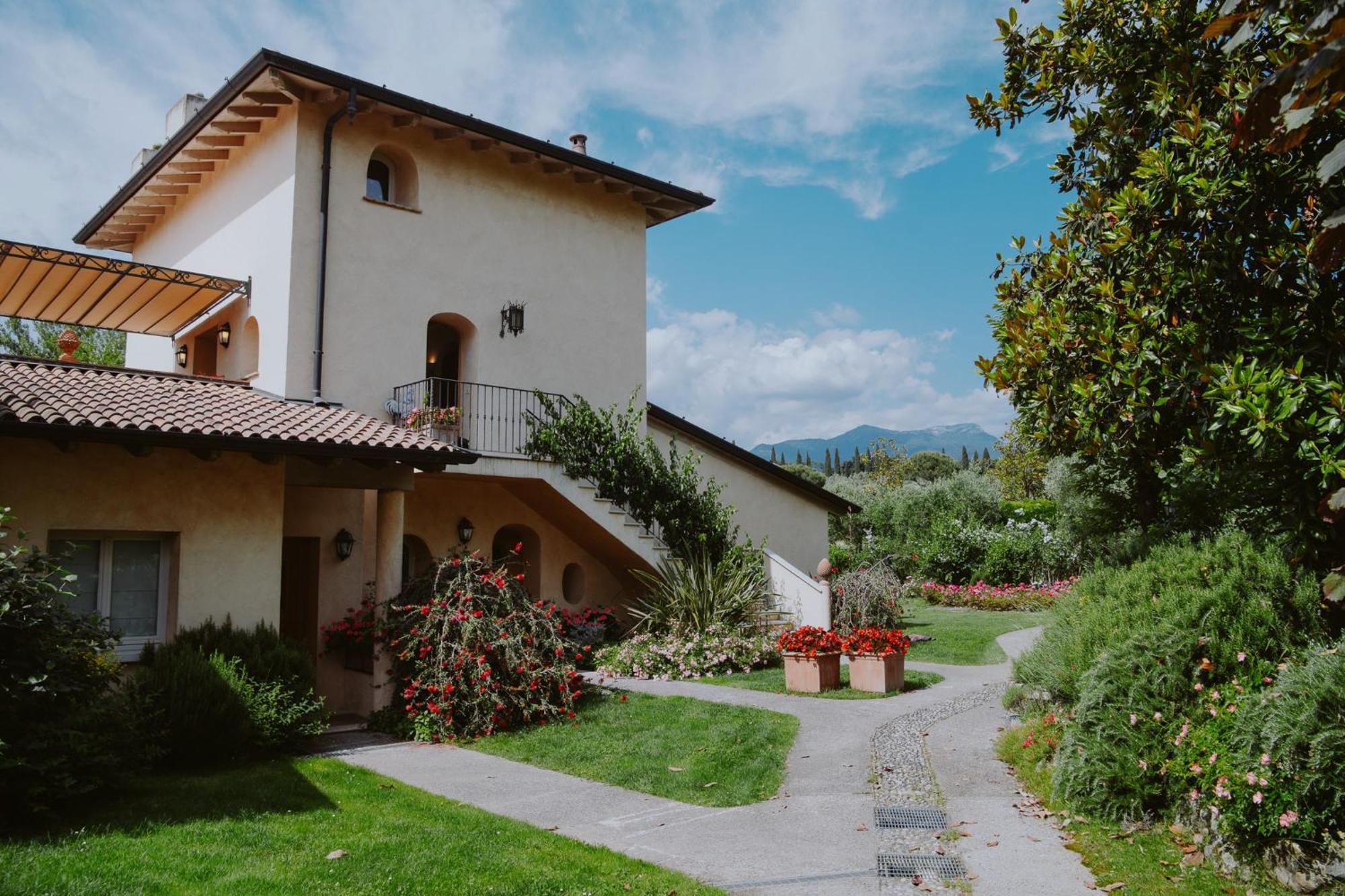 Relais De Charme Le Videlle Guest House Raffa Екстериор снимка